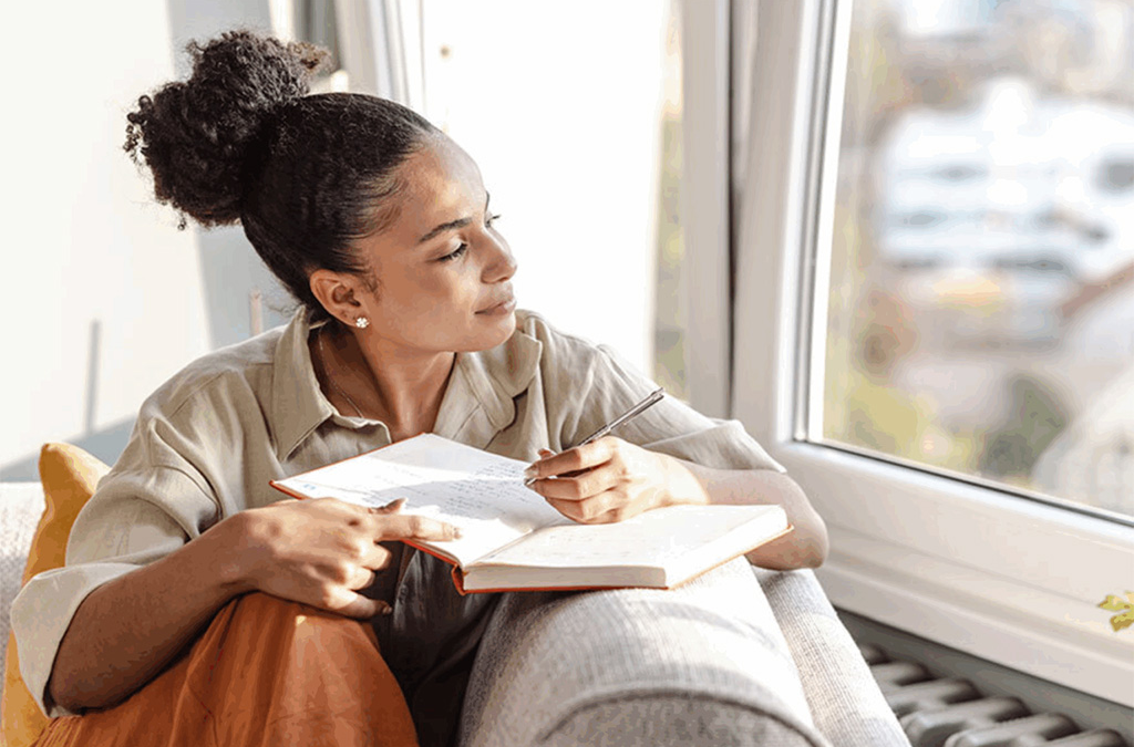 4 Tips on How to Spring Clean Your Mind For Mental Clarity and Stress Relief 